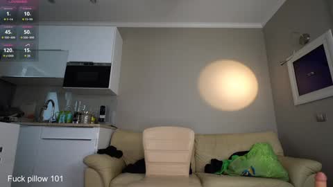     online show from 9, 3, 2025