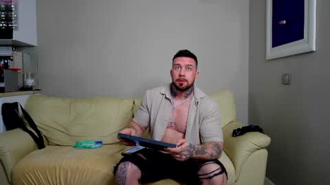     online show from 1, 7, 2026