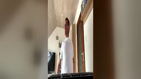 Alex online show from 5, 7, 2026