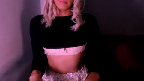 Chiara online show from 9, 10, 2025