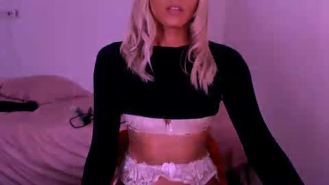 Chiara online show from 25, 4, 2026