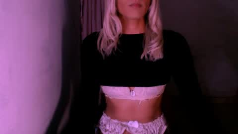 Snapshot of xxxanonymousloverxxx chatting on 24, 5, 2026 Chiara online show from 24, 5, 2026