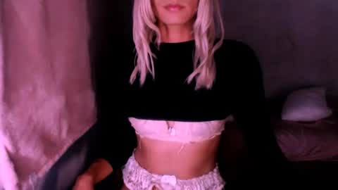 Snapshot of xxxanonymousloverxxx chatting on 17, 6, 2026 Chiara online show from 17, 6, 2026