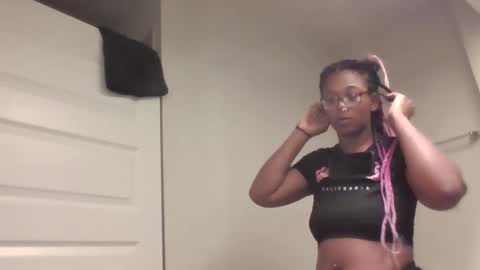 Danielle online show from 12, 9, 2025