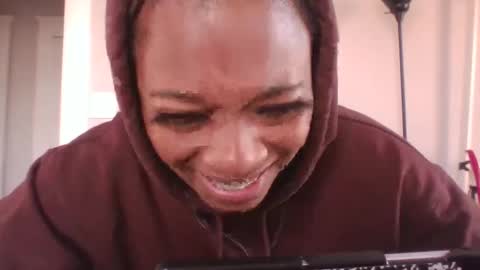 Danielle online show from 14, 11, 2025