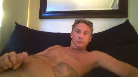deeeeznutz online show from 28, 2, 2025