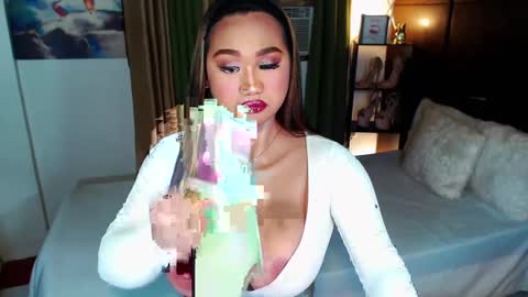 OLIVIA online show from 14, 1, 2025
