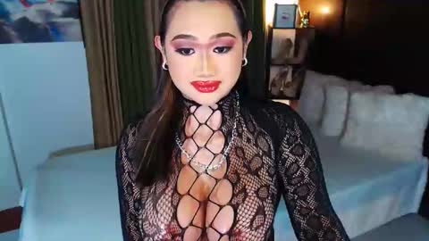 OLIVIA online show from 12, 2, 2025