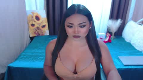 OLIVIA online show from 30, 4, 2026