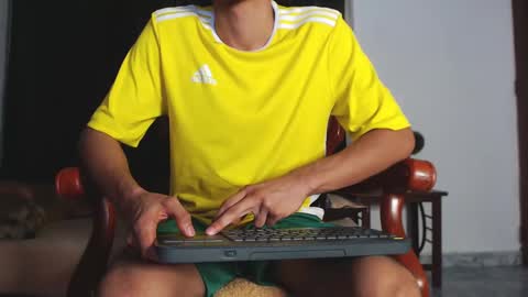 Kev online show from 20, 2, 2025