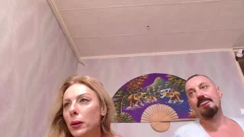 isa and gonzo online show from 4, 2, 2025