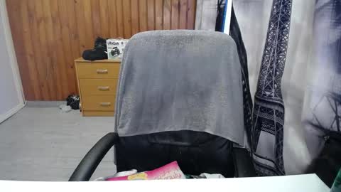 Snapshot of xxxnewlywedsxxx chatting on 5, 3, 2026 Lana online show from 5, 3, 2026