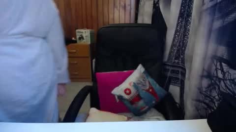 Snapshot of xxxnewlywedsxxx chatting on 8, 3, 2026 Lana online show from 8, 3, 2026