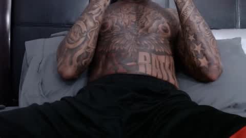 Snapshot of xxxplicitab chatting on 8, 1, 2025 MaskedManXXX online show from 8, 1, 2025