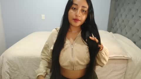 Lunhaa   online show from 1, 10, 2025