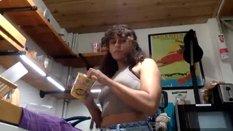 Snapshot of xyrarose chatting on 12, 9, 2025 xyrarose online show from 12, 9, 2025