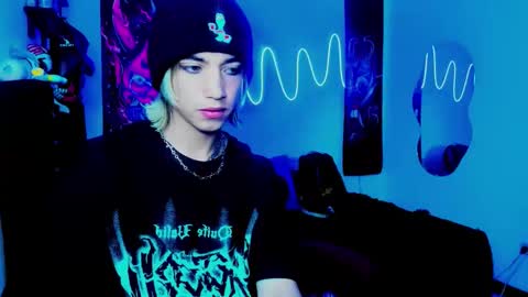 Snapshot of xzerox_ chatting on 10, 9, 2025 xzerox_ online show from 10, 9, 2025