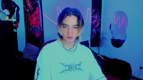 Snapshot of xzerox_ chatting on 20, 9, 2025 xzerox_ online show from 20, 9, 2025