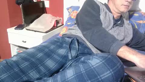 Snapshot of yahe2010 chatting on 23, 3, 2026 grillino online show from 23, 3, 2026