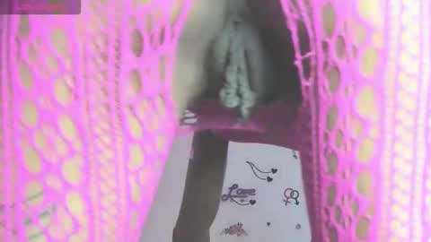 yailin_04 online show from 19, 5, 2026