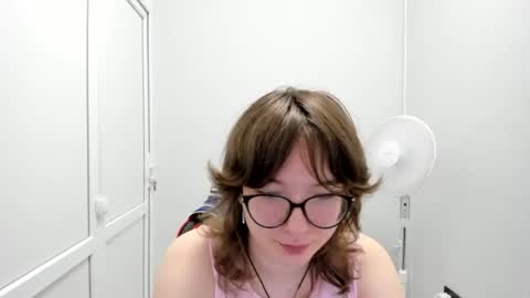 Sofia online show from 15, 7, 2026
