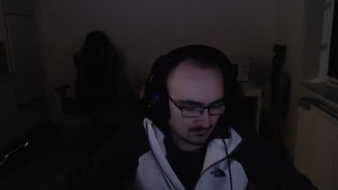 YamilLamal online show from 2, 11, 2025