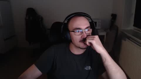 YamilLamal online show from 3, 11, 2025