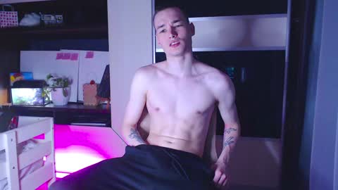 Yan online show from 15, 12, 2024