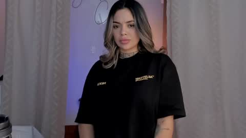 YANDRA CELIS online show from 14, 1, 2025