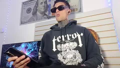 Yan online show from 7, 5, 2026