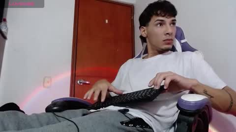 Snapshot of yankees_xxx chatting on 15, 1, 2026 yankees online show from 15, 1, 2026