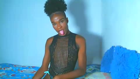 YARITHZA online show from 17, 1, 2025