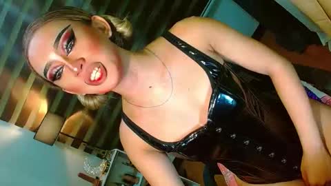 miss yasii online show from 7, 5, 2026