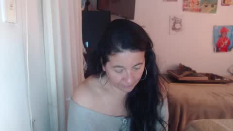 yasmin_love85 online show from 11, 11, 2025