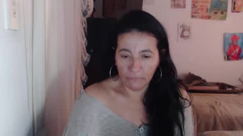 yasmin_love85 online show from 19, 11, 2025