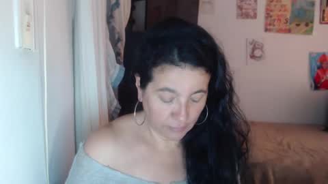 yasmin_love85 online show from 19, 12, 2025