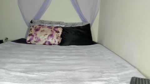 Yasmina online show from 21, 9, 2025