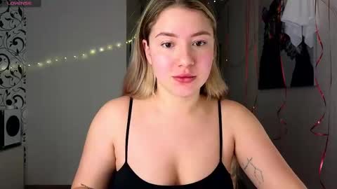 Yasyaa  online show from 9, 3, 2025