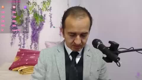 Snapshot of yazfore chatting on 28, 9, 2025 Hazzan online show from 28, 9, 2025