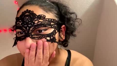 yazzydeleon online show from 27, 10, 2025