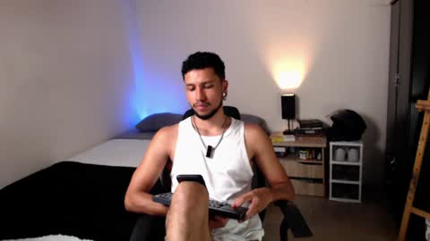 Snapshot of yeff_stone chatting on 17, 7, 2026 yeff online show from 17, 7, 2026