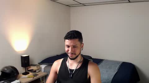 Snapshot of yeff_stone chatting on 28, 7, 2026 yeff online show from 28, 7, 2026