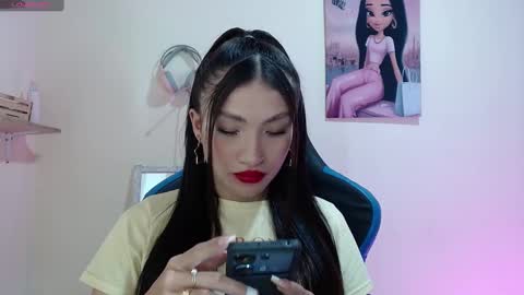 yeibles_hana2 online show from 4, 12, 2024