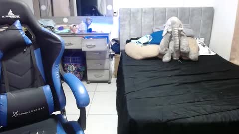 yeibles_hana2 online show from 10, 10, 2025