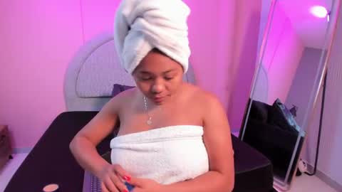 yeika_foxy online show from 2, 7, 2026