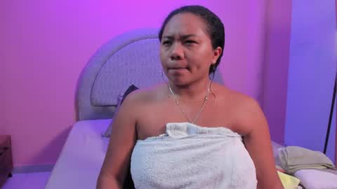 yeika_foxy online show from 12, 7, 2026