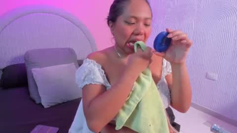 yeika_foxy online show from 30, 7, 2026