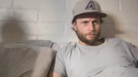 Jennmike online show from 5, 8, 2026