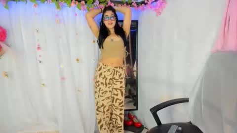 YELINA online show from 8, 3, 2026