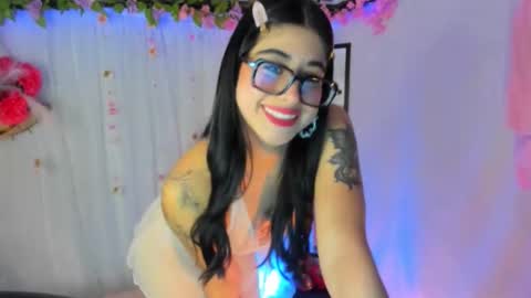 YELINA online show from 10, 3, 2026